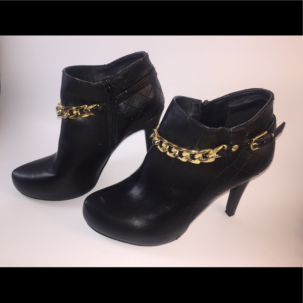 G by Guess Ladies Fashion Ankle Boots